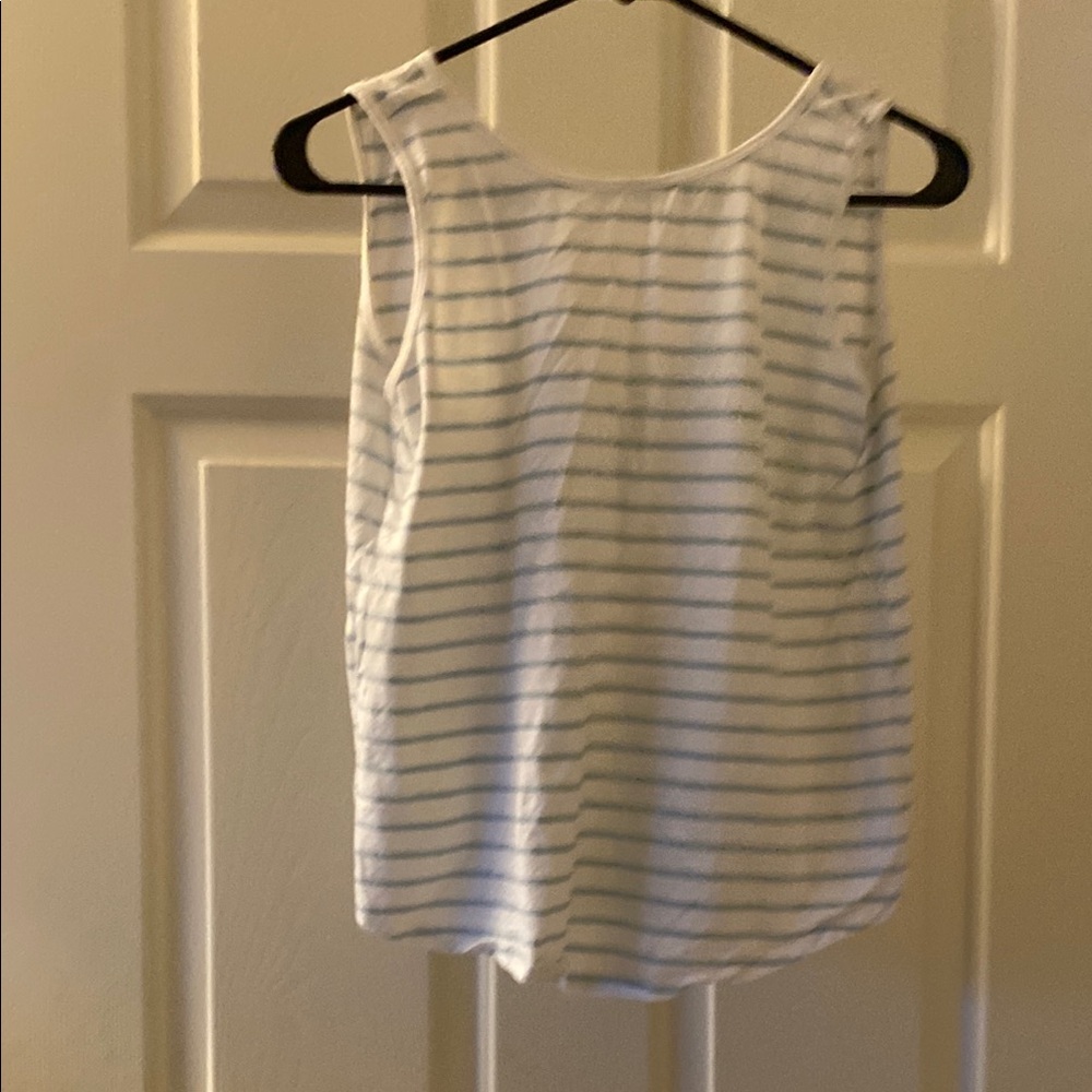 LOFT White and Gray Tie Front Sleeveless Tank Top